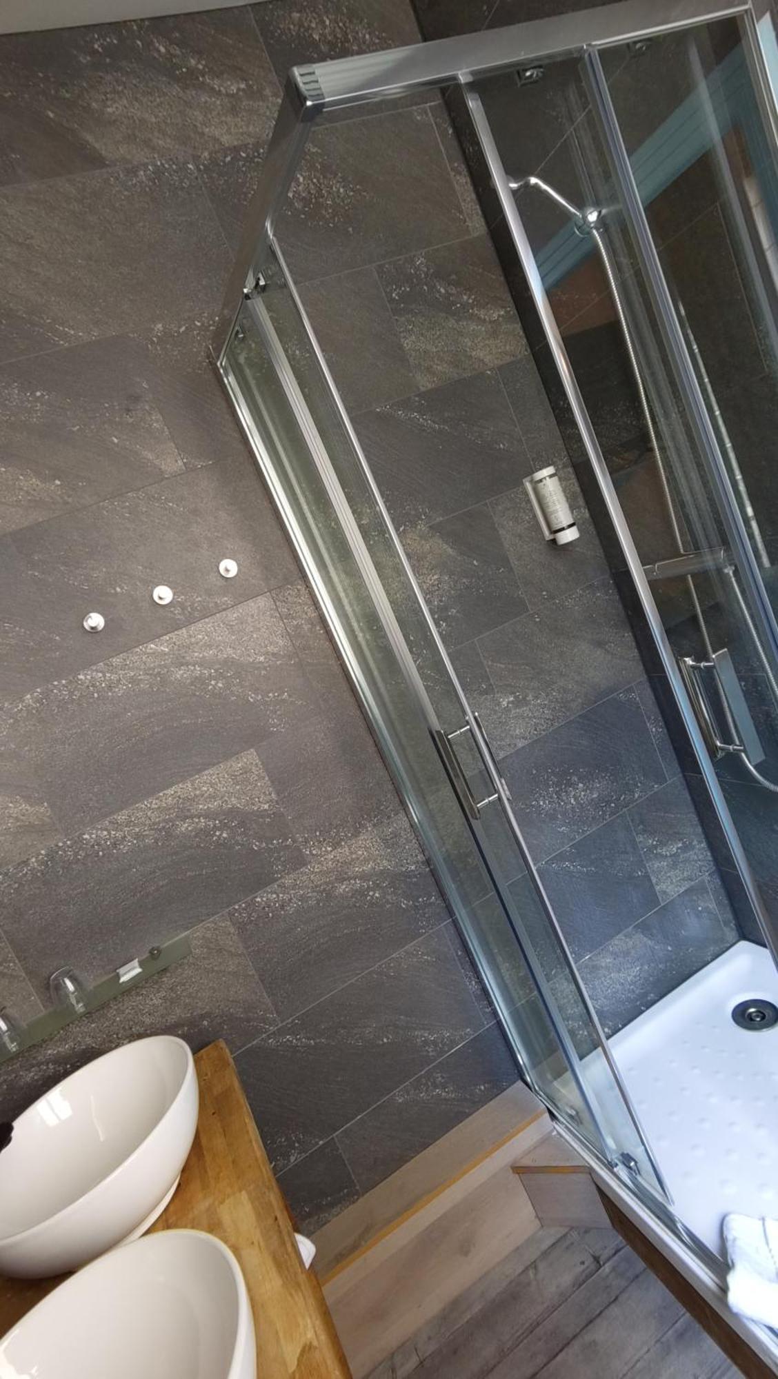 Hotel Le Colibri Aix-les-Bains Bagian luar foto