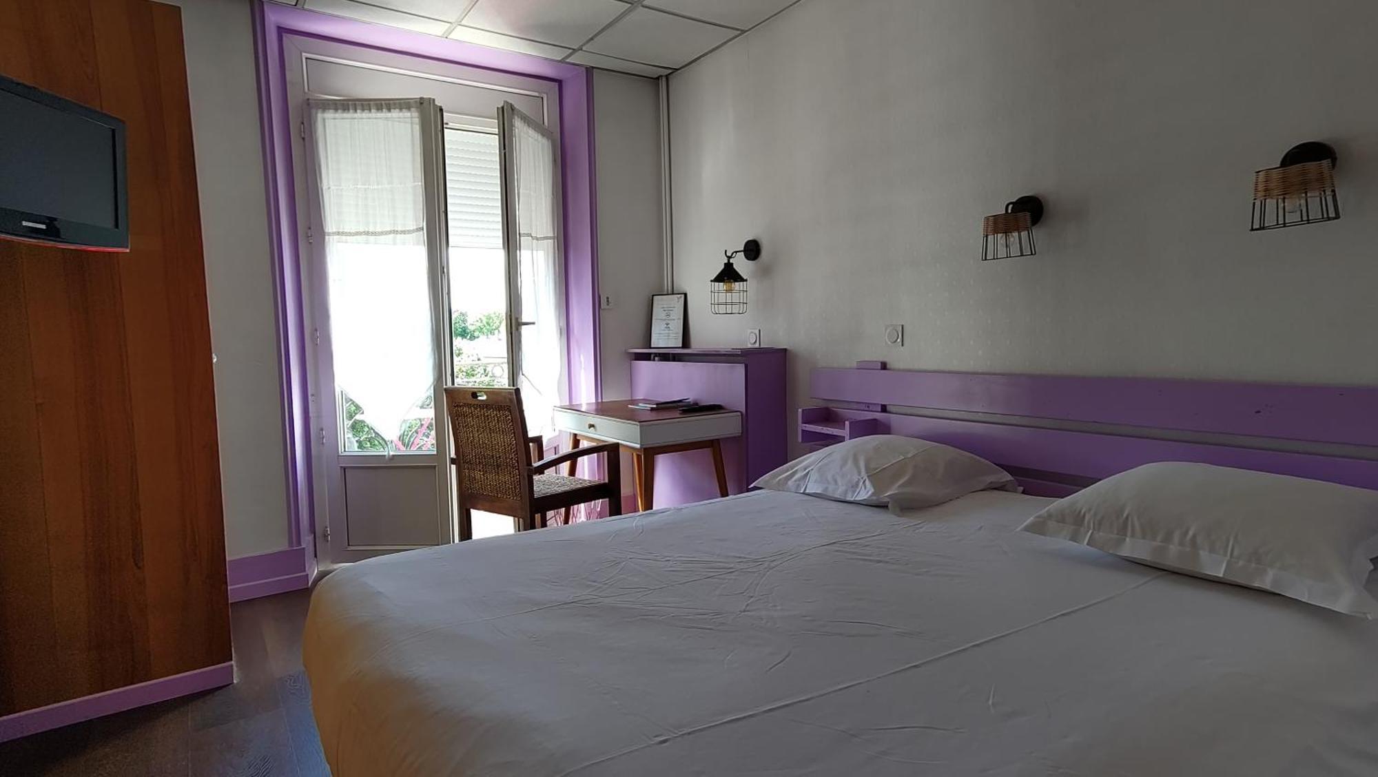 Hotel Le Colibri Aix-les-Bains Bagian luar foto