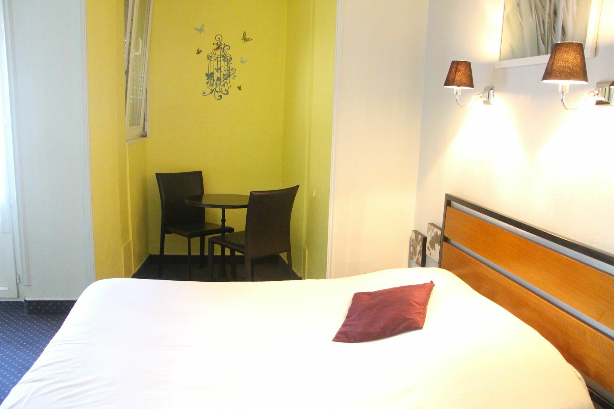 Hotel Le Colibri Aix-les-Bains Bagian luar foto