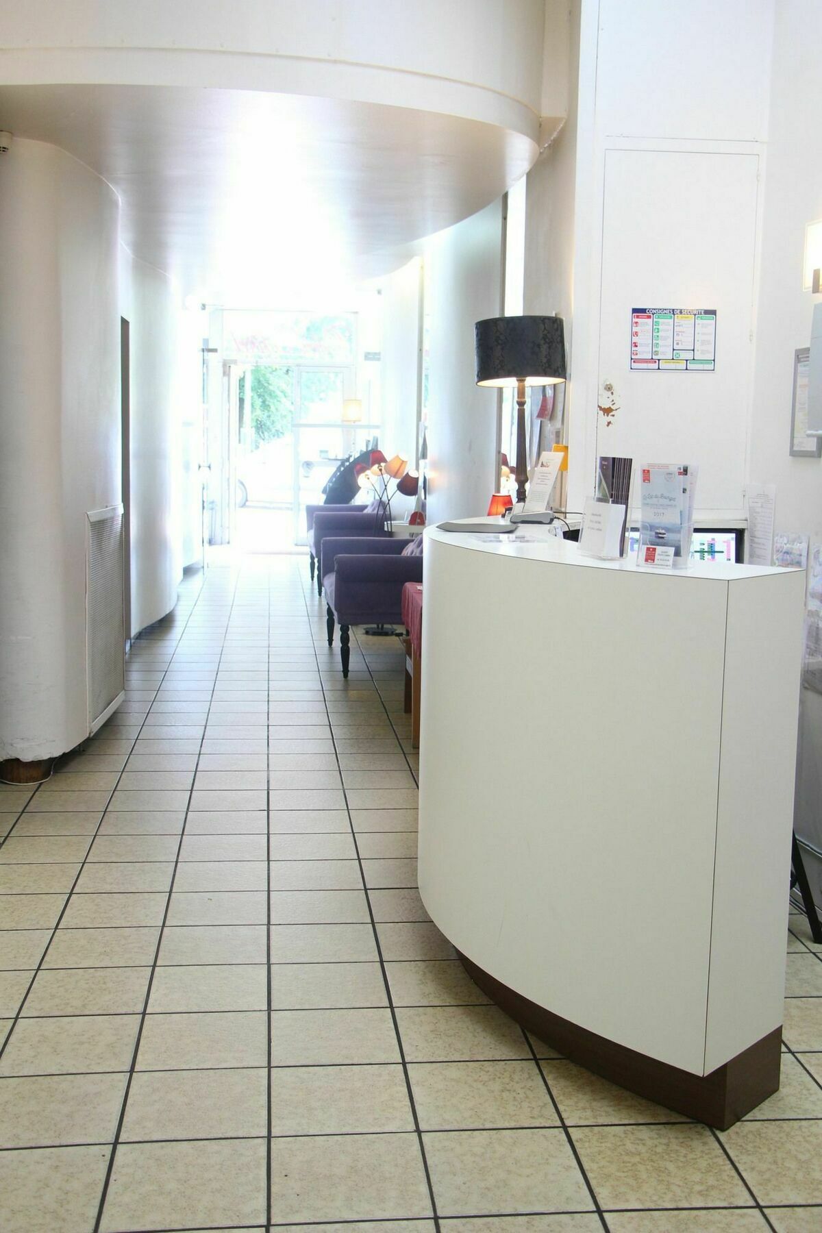 Hotel Le Colibri Aix-les-Bains Bagian luar foto
